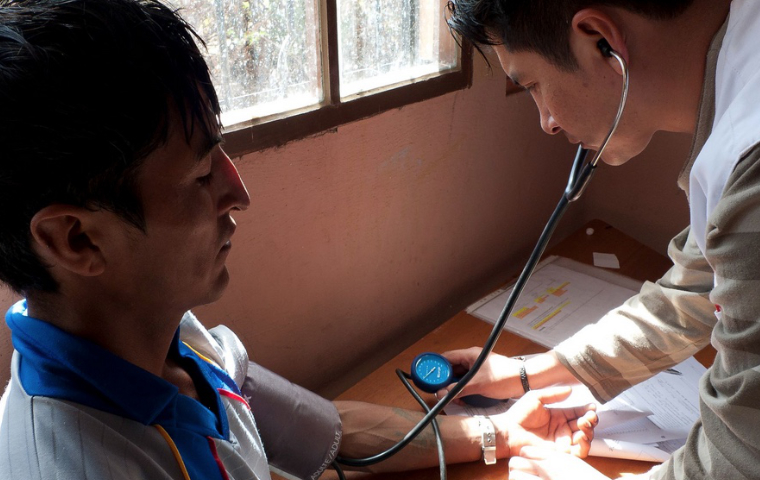 DNDi inicia primeiro estudo clínico na Bolívia para Chagas